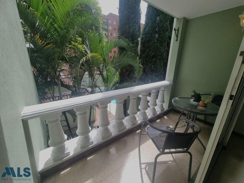 Casa en venta Antioquia Medellín Loma De Los Bernal 224 m2 Habitaciones 4 Baños 4 Garajes 2 Precio $930000000