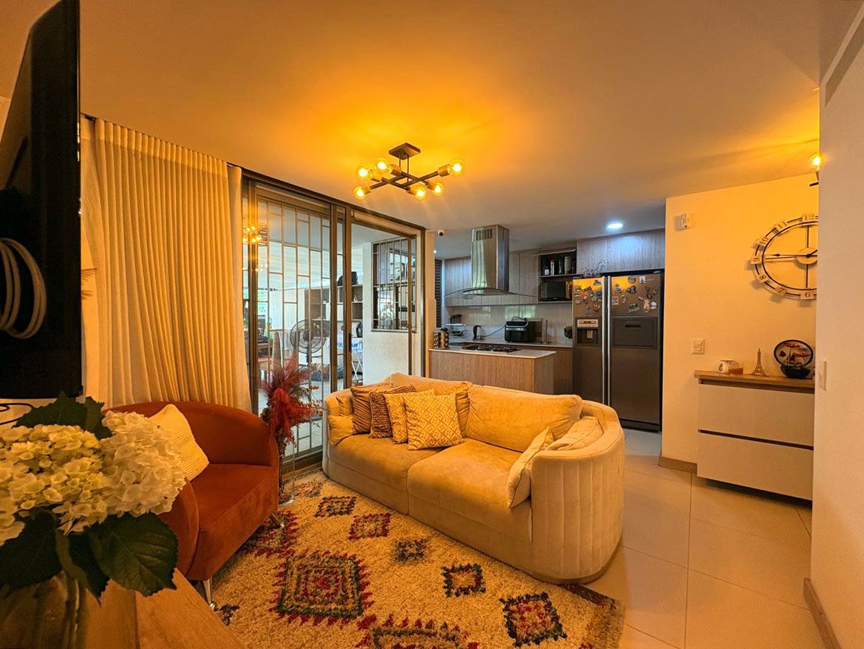 Apartamento en venta Antioquia Sabaneta Los Alcázares 160 m2 Habitaciones 4 Baños 2 Garajes 2 Precio $980000000