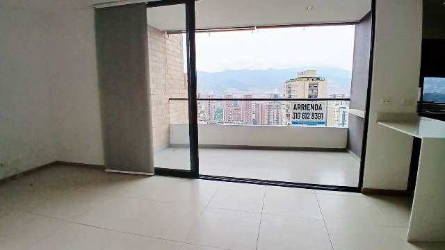 Apartamento en arriendo Antioquia Medellín Castropol 90 m2 Habitaciones 2 Baños 3 Garajes 2 Precio $5500000