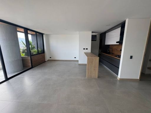 Apartamento en arriendo Antioquia Medellín La Castellana 115 m2 Habitaciones 3 Baños 2 Garajes 1 Precio $5500000