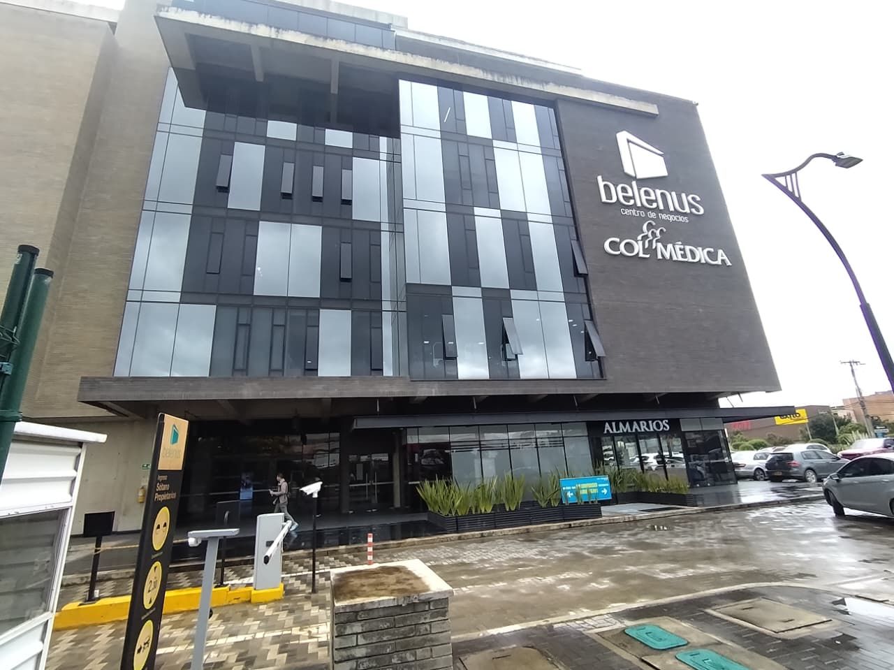 Oficina en venta Cundinamarca Chía Br Santa Lucia 76 m2 Habitaciones 0 Baños 2 Garajes 1 Precio $580000000