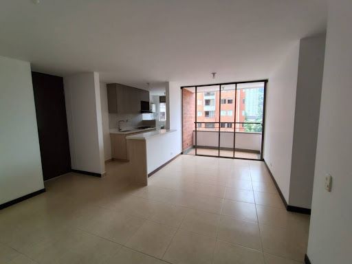 Apartamento en arriendo Antioquia Medellín Asomadera No1 75 m2 Habitaciones 3 Baños 2 Garajes 1 Precio $3300000