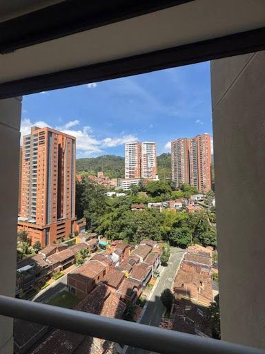 Apartamento en arriendo Antioquia Sabaneta Holanda 72 m2 Habitaciones 3 Baños 2 Garajes 1 Precio $2800000