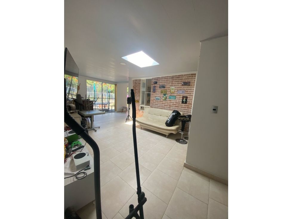 Casa en venta Valle Del Cauca Jamundí Ub Paisajes Del Castillo 230 m2 Habitaciones 4 Baños 3 Garajes 2 Precio $650000000