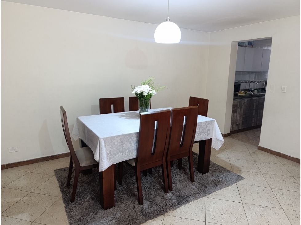 Casa en venta Valle Del Cauca Cali Urbanización La Merced 270 m2 Habitaciones 4 Baños 2 Garajes 1 Precio $600000000