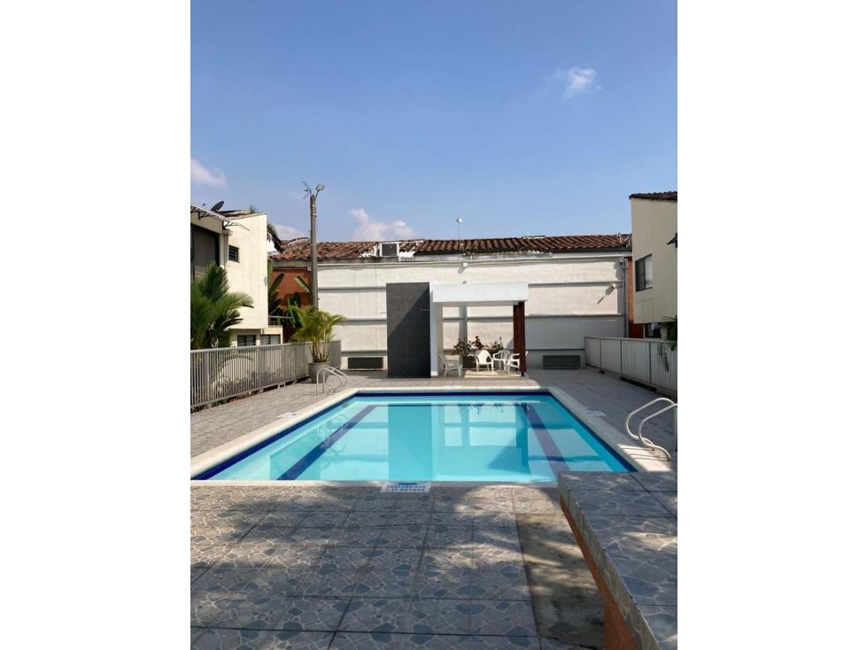 Casa en venta Valle Del Cauca Cali Urbanización La Flora 180 m2 Habitaciones 3 Baños 4 Garajes 2 Precio $670000000