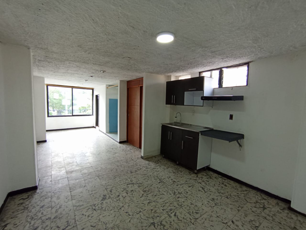Apartaestudio en arriendo Antioquia Medellín Campo Amor 37 m2 Habitaciones 1 Baños 1 Garajes 0 Precio $1300000