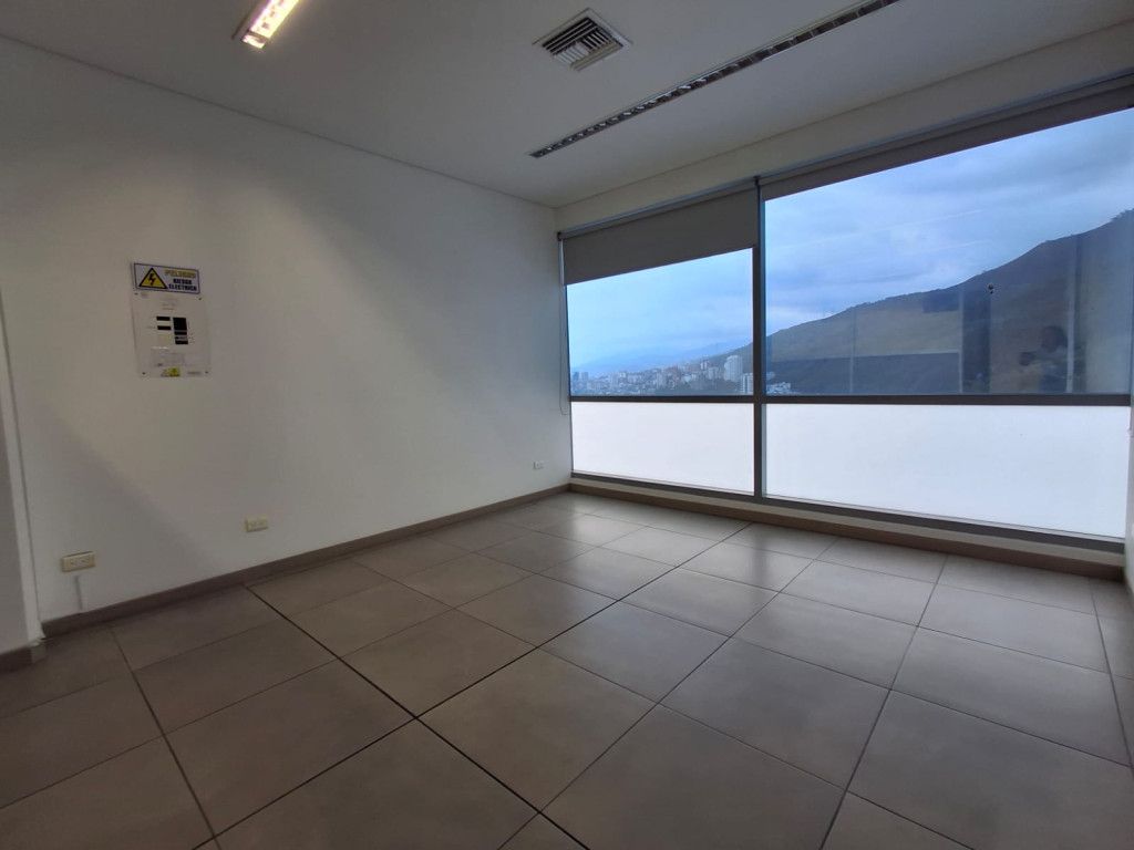 Oficina en venta Valle Del Cauca Cali Chipichape 35 m2 Habitaciones 0 Baños 0 Garajes 1 Precio $340000000