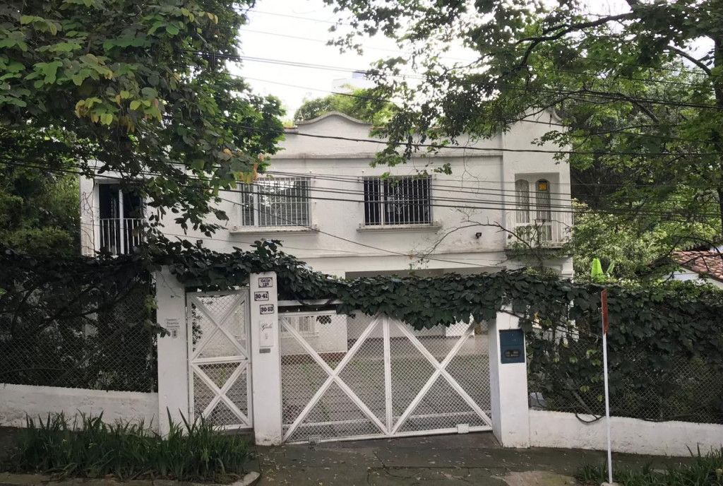 Casa en venta Antioquia Medellín El Poblado 420 m2 Habitaciones 6 Baños 6 Garajes 6 Precio $4000000000