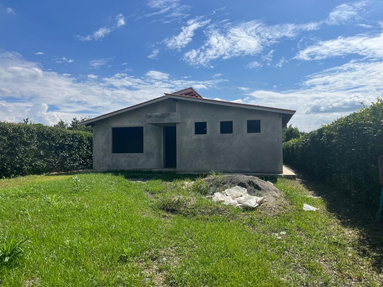 Casa en venta Valle Del Cauca Tuluá Guayacanes 250 m2 Habitaciones 3 Baños 3 Garajes 0 Precio $495000000