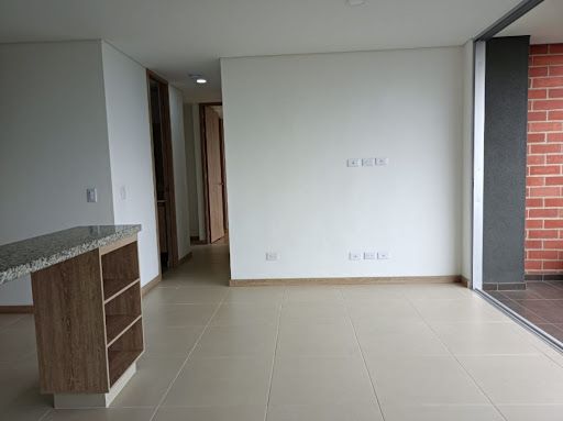Apartamento en arriendo Antioquia Sabaneta Tres Esquinas 68 m2 Habitaciones 2 Baños 2 Garajes 1 Precio $2800000
