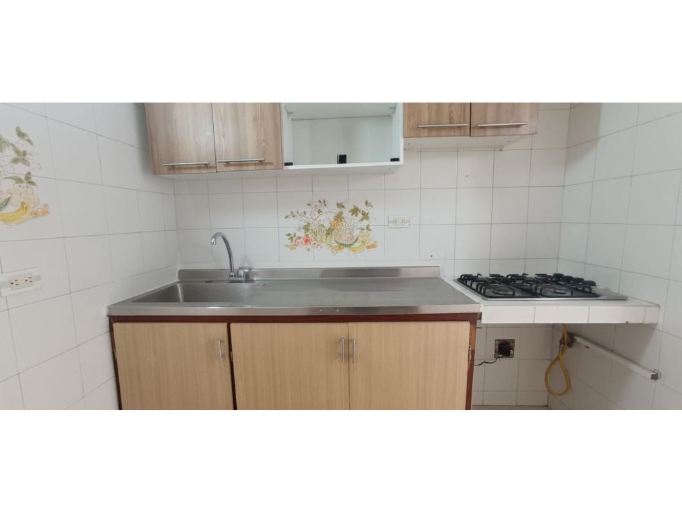 Casa en arriendo Antioquia Medellín Cataluña 130 m2 Habitaciones 5 Baños 3 Garajes 0 Precio $2600000