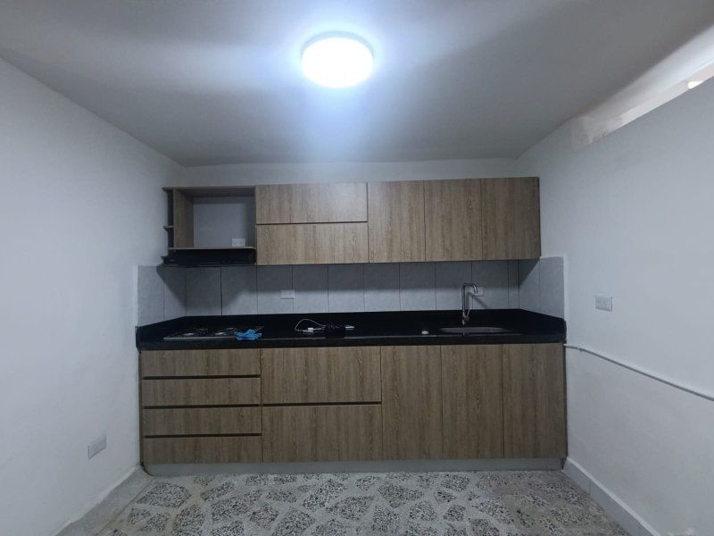 Casa en arriendo Antioquia Sabaneta Los Arias 140 m2 Habitaciones 5 Baños 2 Garajes 0 Precio $3400000