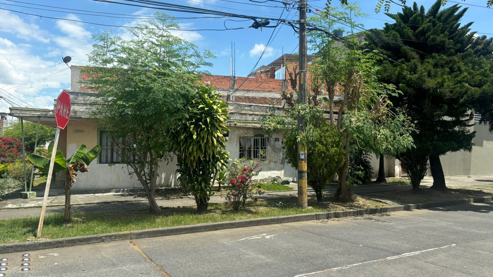Casa en venta Valle Del Cauca Tuluá Nuevo Principe 216 m2 Habitaciones 5 Baños 1 Garajes 0 Precio $320000000