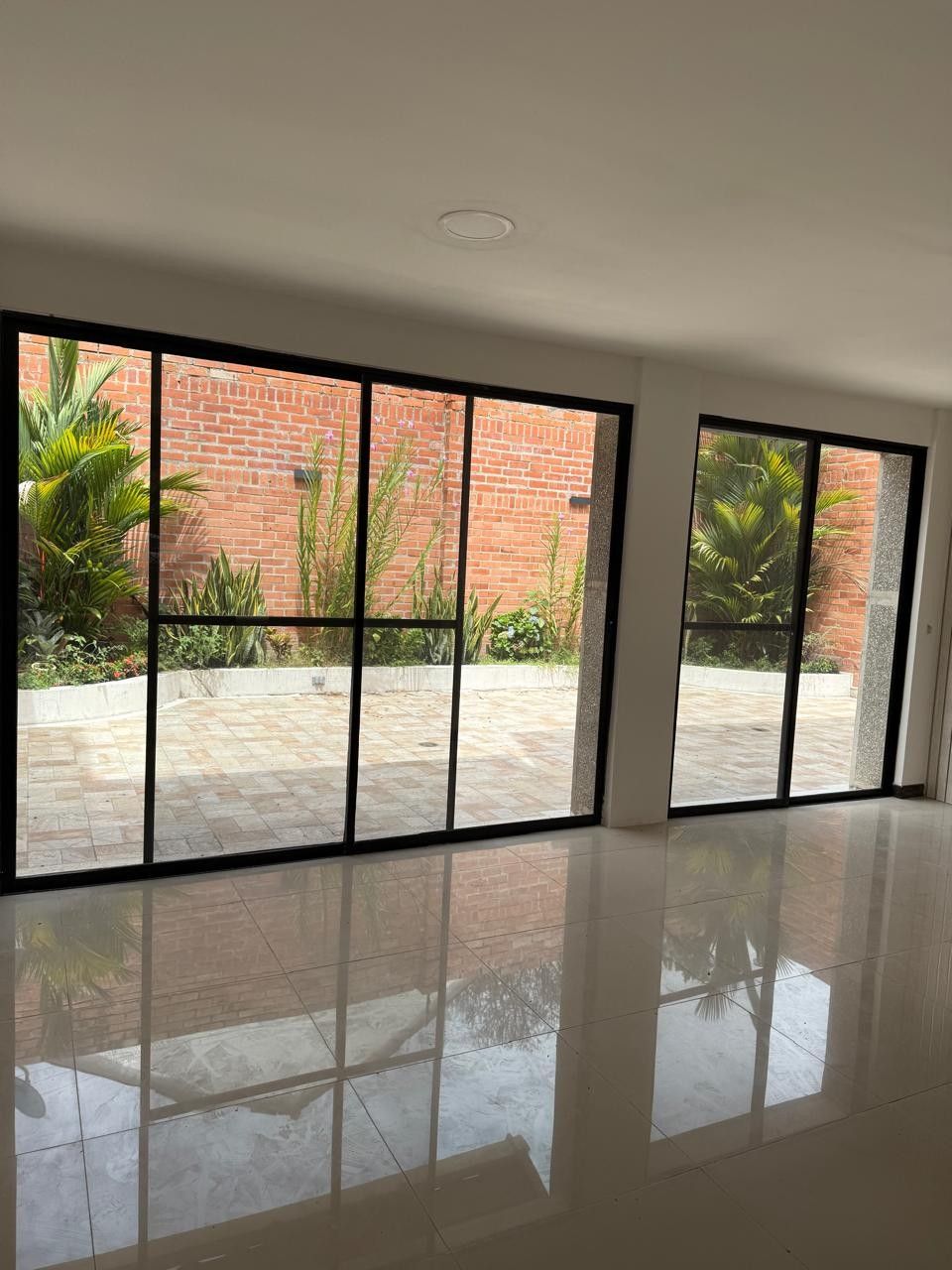 Casa en venta Valle Del Cauca Cali Urbanización San Joaquín 179 m2 Habitaciones 3 Baños 3 Garajes 2 Precio $760000000