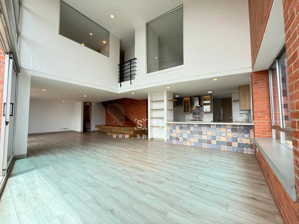 Apartamento en arriendo Antioquia Medellín Los Naranjos 188 m2 Habitaciones 3 Baños 4 Garajes 2 Precio $10500000