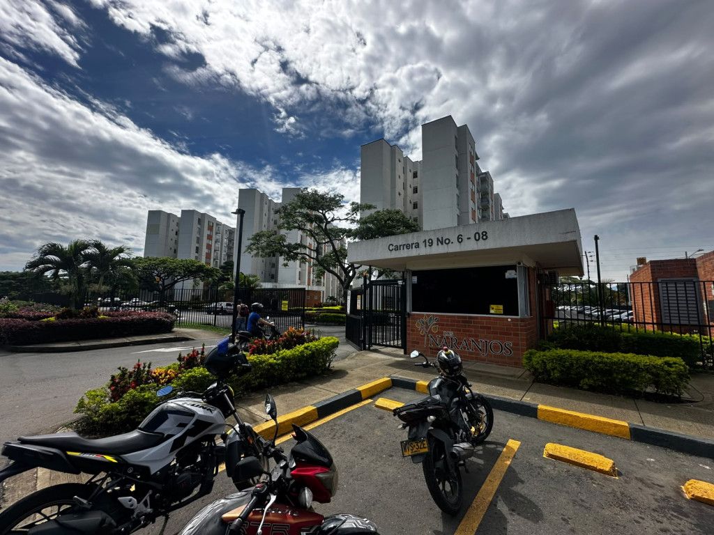 Apartamento en arriendo Valle Del Cauca Jamundí Sachamate 65 m2 Habitaciones 2 Baños 2 Garajes 1 Precio $1220000