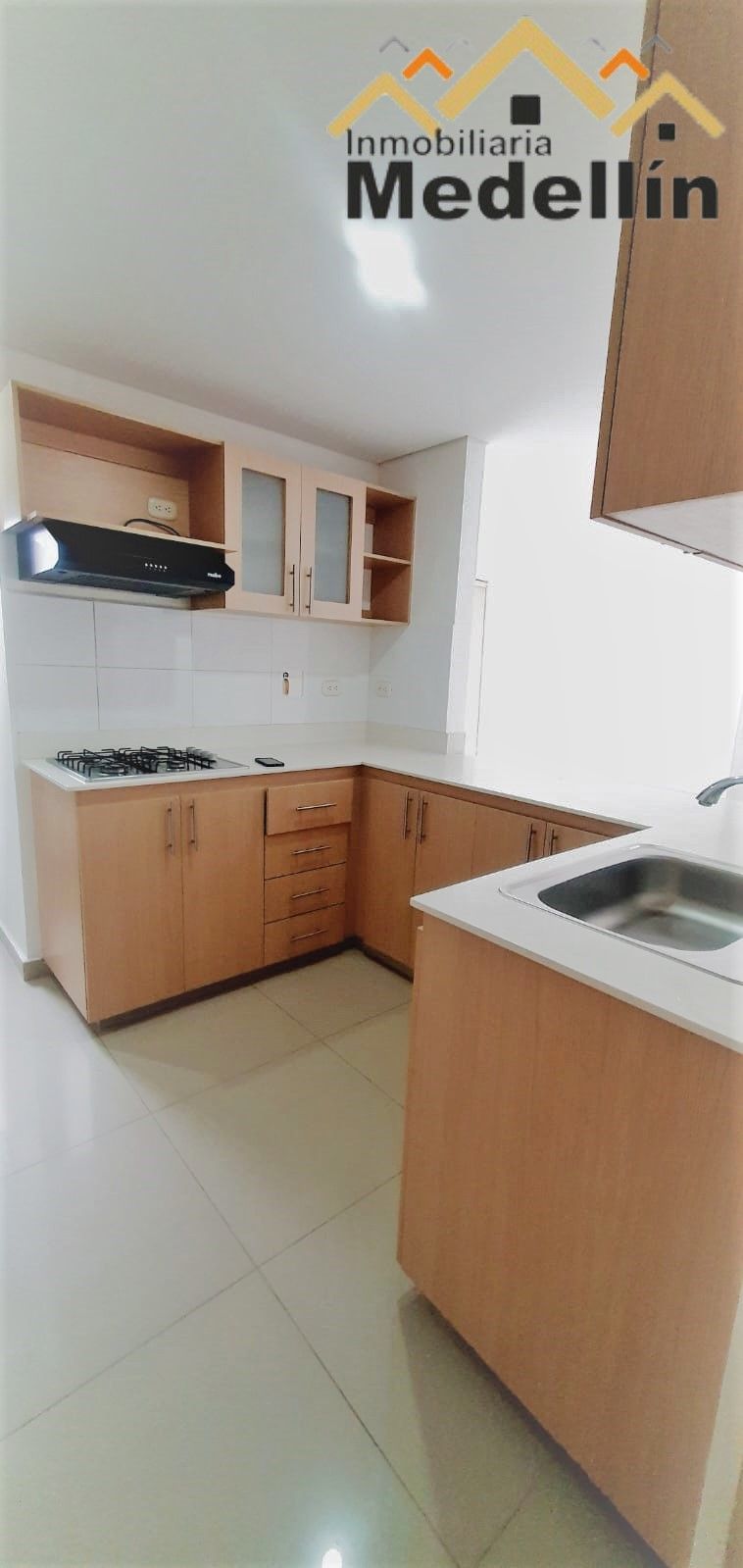 Apartamento en arriendo Antioquia Sabaneta Ub Cortijo De San Jose 88 m2 Habitaciones 3 Baños 2 Garajes 0 Precio $4000000