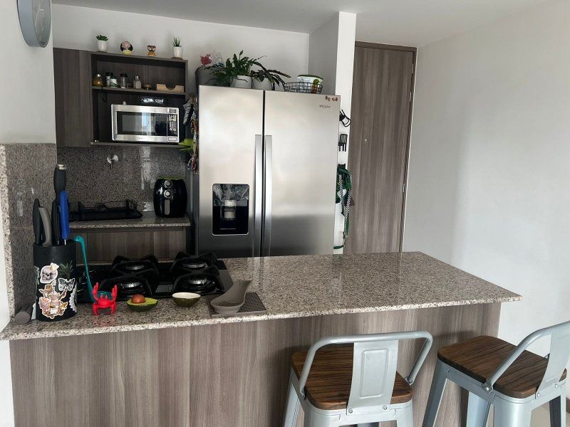 Apartamento en arriendo Antioquia Medellín La Salle 90 m2 Habitaciones 3 Baños 2 Garajes 1 Precio $4500000