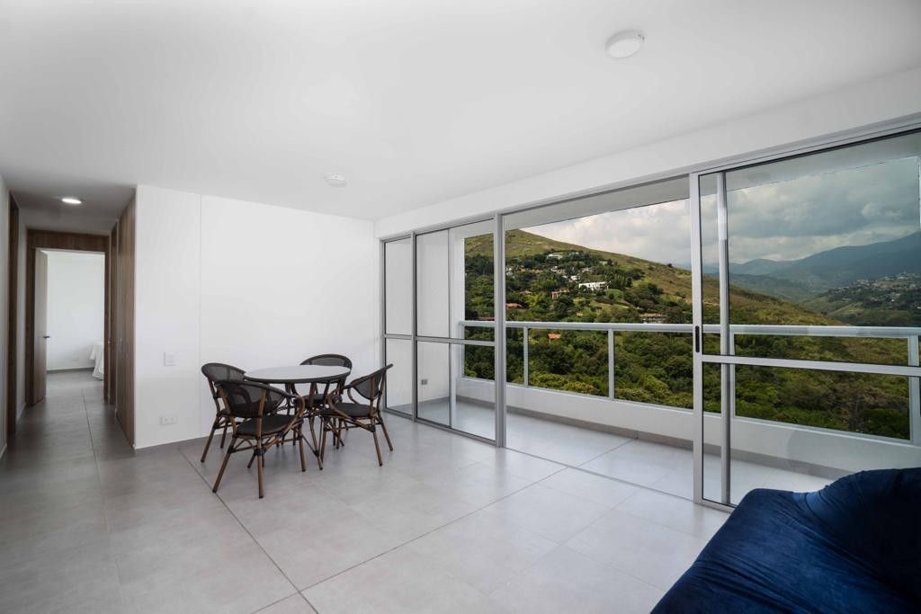 Apartamento en arriendo Valle Del Cauca Cali Tejares - Cristales 92 m2 Habitaciones 2 Baños 2 Garajes 2 Precio $4500000