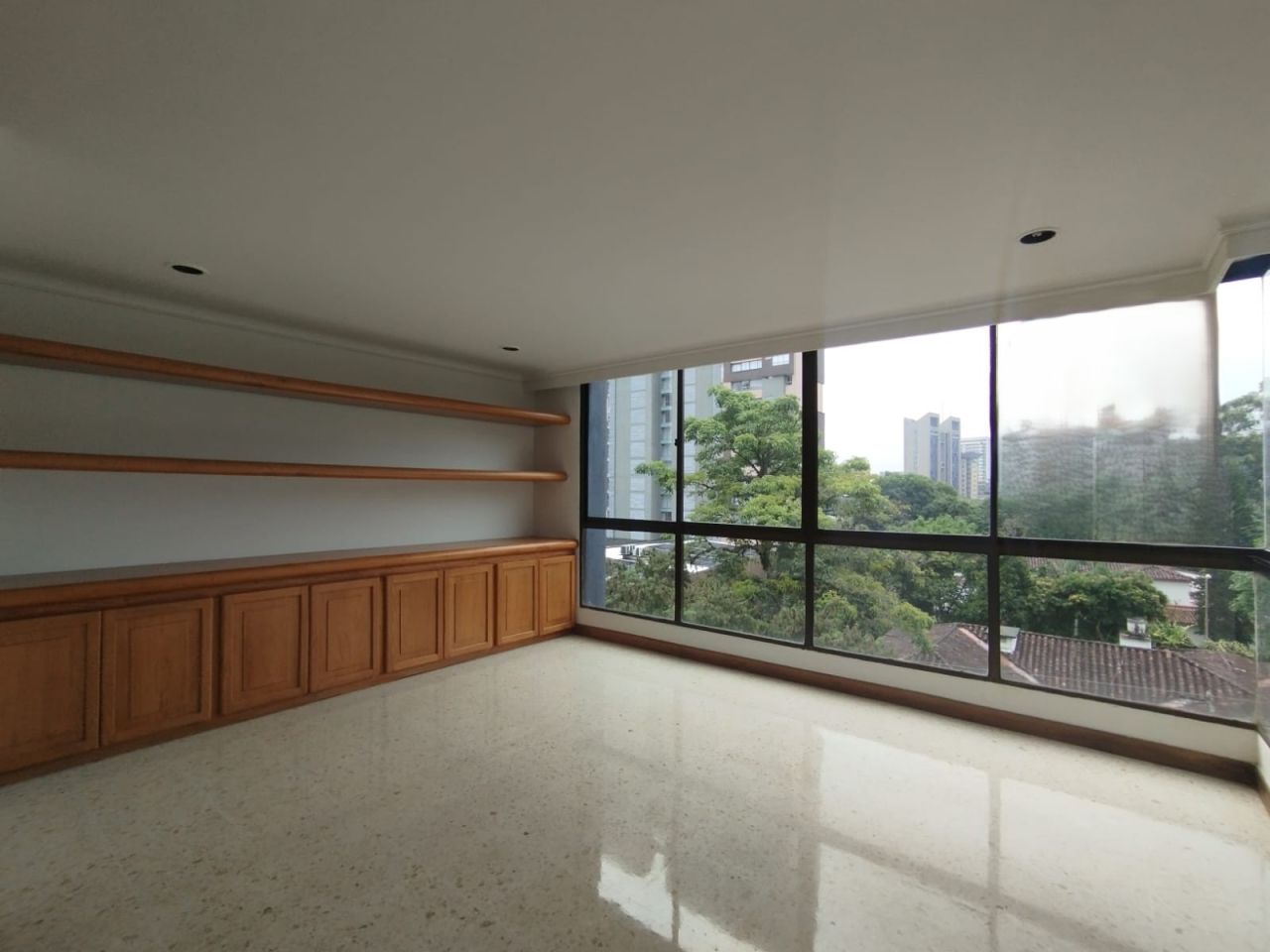 Apartamento en arriendo Antioquia Medellín Santa Maria De Los Angeles 150 m2 Habitaciones 3 Baños 3 Garajes 3 Precio $5950000