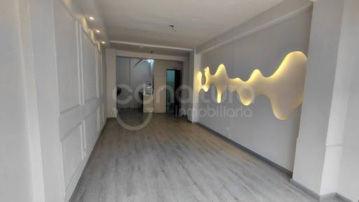 Local en arriendo Antioquia Medellín Rosales 30 m2 Habitaciones 0 Baños 1 Garajes 0 Precio $2200000