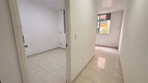 Apartaestudio en arriendo Antioquia Medellín Bolivariana 30 m2 Habitaciones 1 Baños 1 Garajes 0 Precio $2000000