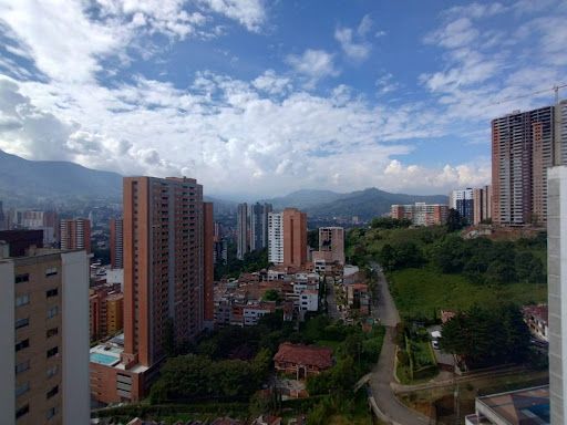 Apartamento en arriendo Antioquia Sabaneta Vereda La Doctora 73 m2 Habitaciones 3 Baños 2 Garajes 1 Precio $2500000