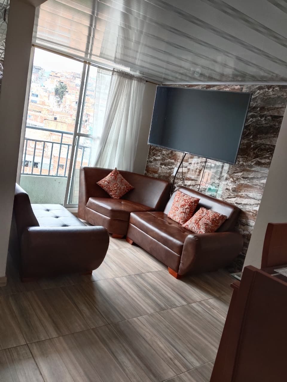Apartamento en arriendo Cundinamarca Bogotá San Diego 50 m2 Habitaciones 3 Baños 2 Garajes 0 Precio $1300000