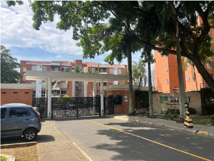 Apartamento en venta Valle Del Cauca Cali Parcelaciones Pance 119 m2 Habitaciones 3 Baños 3 Garajes 2 Precio $638000000