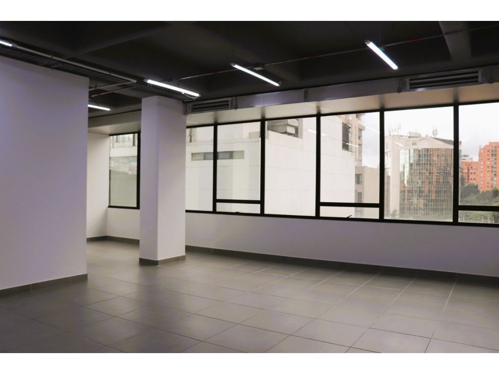 Oficina en venta Cundinamarca Bogotá Cerros De Los Alpes 70 m2 Habitaciones 0 Baños 1 Garajes 2 Precio $840000000