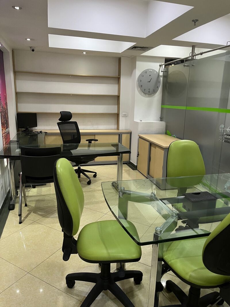 Local en venta Cundinamarca Bogotá La Castellana 35 m2 Habitaciones 0 Baños 0 Garajes 0 Precio $400000000