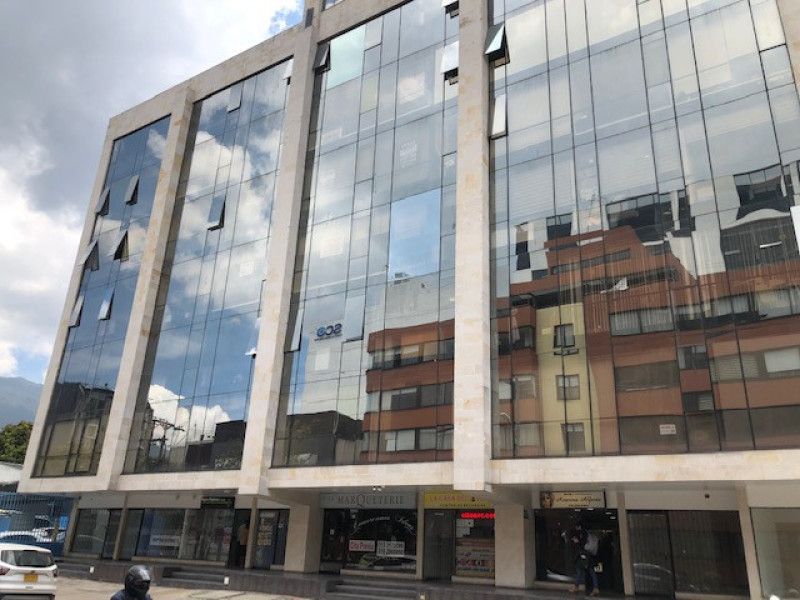 Oficina en venta Cundinamarca Bogotá Chico Norte Et Iii 62 m2 Habitaciones 0 Baños 1 Garajes 2 Precio $400000000