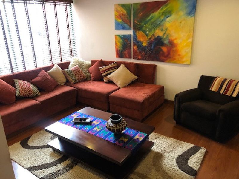 Casa en venta Cundinamarca Bogotá El Contador 180 m2 Habitaciones 5 Baños 3 Garajes 2 Precio $1050000000