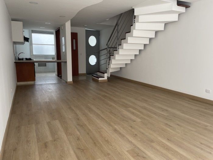 Casa en arriendo Cundinamarca Bogotá El Batan 119 m2 Habitaciones 3 Baños 3 Garajes 2 Precio $5000000