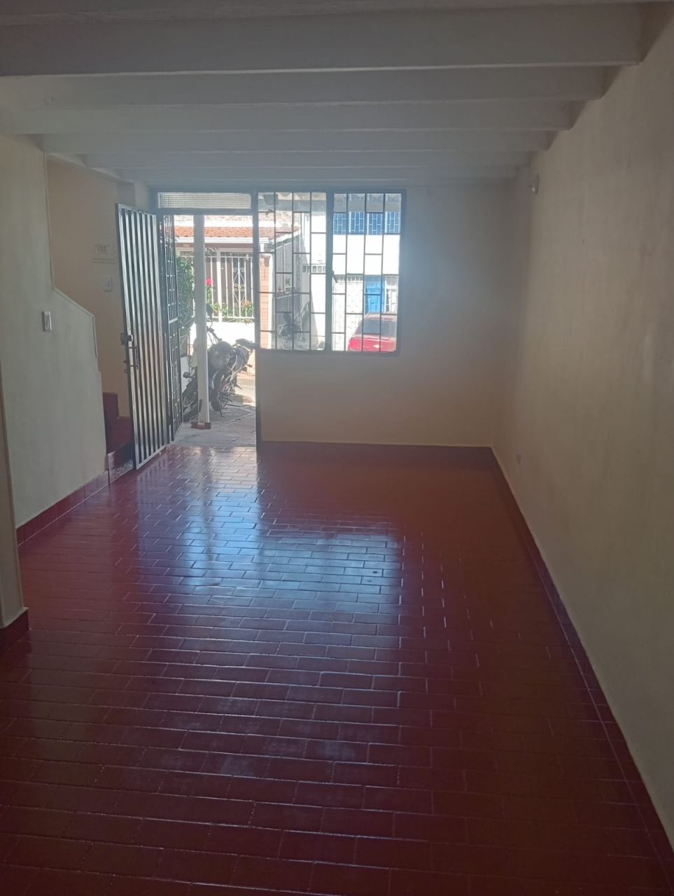 Casa en arriendo Santander Piedecuesta San Carlos 95 m2 Habitaciones 4 Baños 2 Garajes 1 Precio $1200000