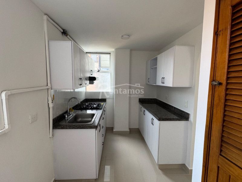 Apartamento en arriendo Antioquia Envigado La Mesa 67 m2 Habitaciones 3 Baños 2 Garajes 1 Precio $3000000