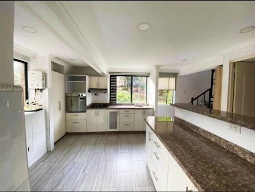 Apartamento en arriendo Antioquia Medellín Fatima 144 m2 Habitaciones 3 Baños 3 Garajes 1 Precio $3600000