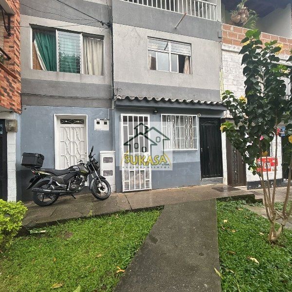 Casa en venta Antioquia Itagüí 19 De Abril 72 m2 Habitaciones 4 Baños 2 Garajes 0 Precio $320000000