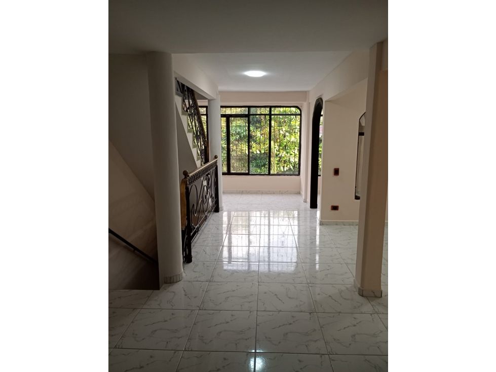 Casa en venta Risaralda Dosquebradas Br Nueva Colombia 180 m2 Habitaciones 5 Baños 3 Garajes 0 Precio $380000000