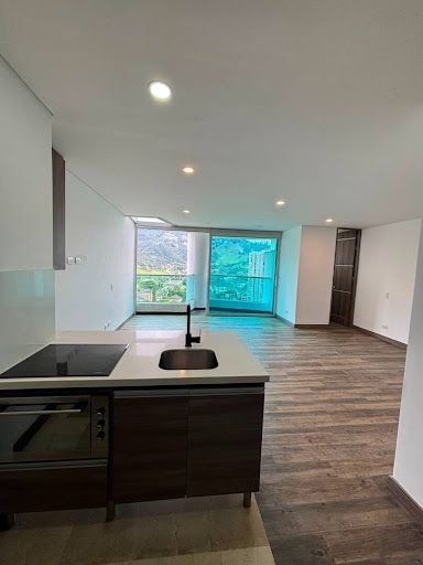 Apartaestudio en arriendo Antioquia Sabaneta Vereda La Doctora 48 m2 Habitaciones 1 Baños 1 Garajes 1 Precio $2600000