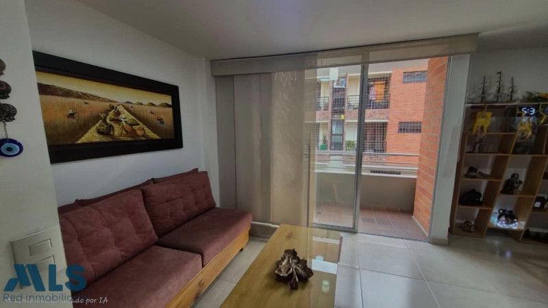 Inmuebles en Remate Apartamento en venta Antioquia Medellín La Floresta 90 m2 Habitaciones 3 Baños 2 Garajes 2 Precio $700000000