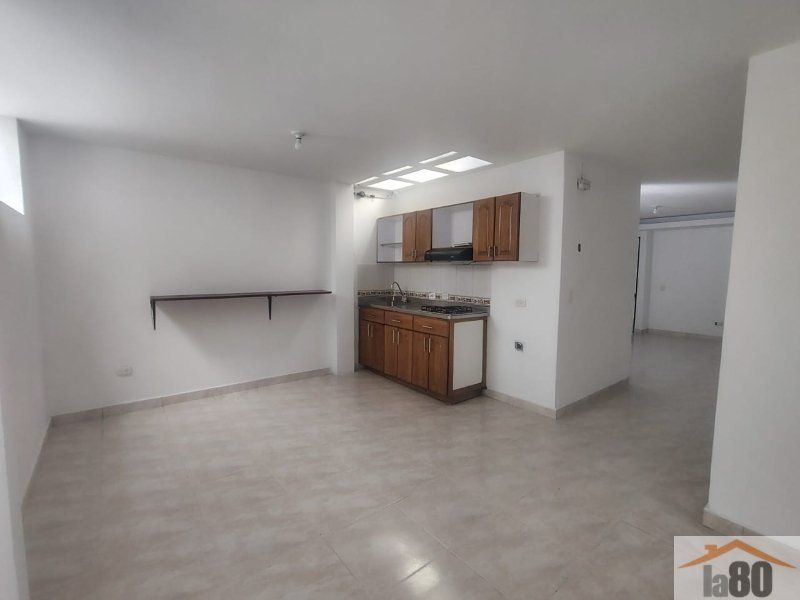 Apartamento en arriendo Antioquia Medellín Moravia 70 m2 Habitaciones 2 Baños 2 Garajes 0 Precio $2300000