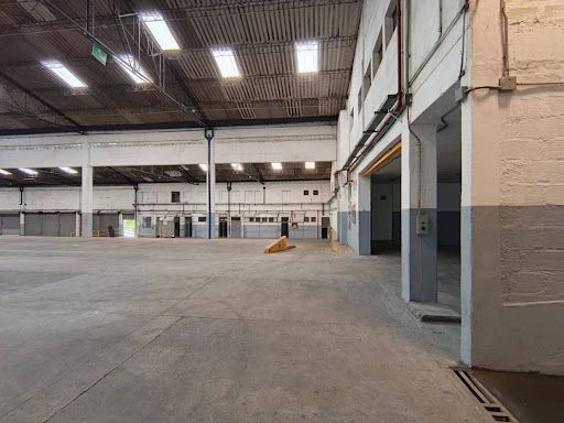 Bodega en arriendo Antioquia Sabaneta Manuel Restrepo 3197 m2 Habitaciones 0 Baños 5 Garajes 2 Precio $112000000