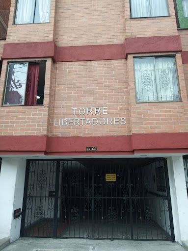 Apartamento en arriendo Antioquia Medellín Bombona No1 60 m2 Habitaciones 2 Baños 1 Garajes 0 Precio $1650000