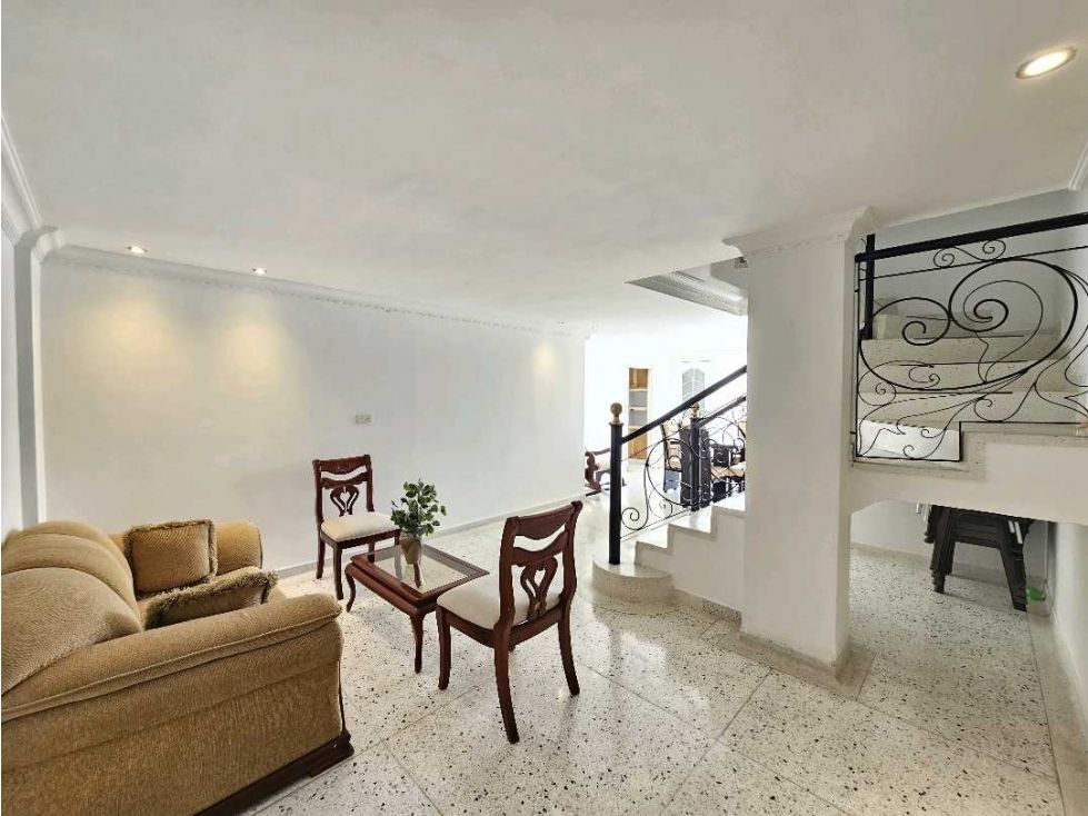 Apartamento en arriendo Atlántico Barranquilla Andalucia 110 m2 Habitaciones 3 Baños 2 Garajes 2 Precio $3200000