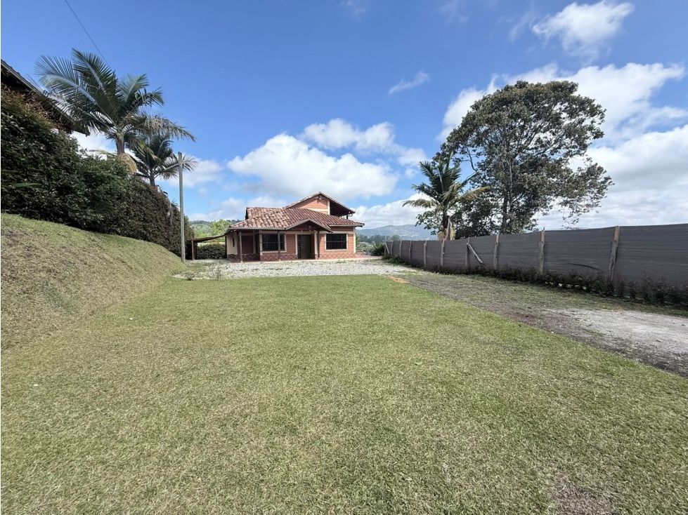 Casa Campestre en arriendo Antioquia Rionegro Rionegro 260 m2 Habitaciones 4 Baños 3 Garajes 4 Precio $5400000