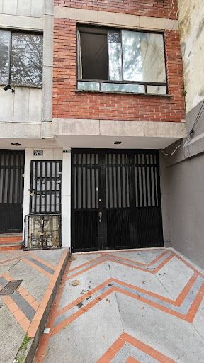 Local en arriendo Santander Bucaramanga Bolivar 14 m2 Habitaciones 0 Baños 1 Garajes 0 Precio $950000