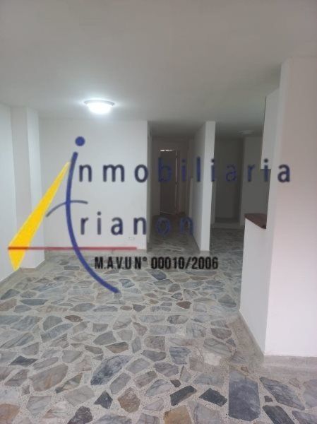 Apartamento en arriendo Antioquia Medellín Santa Rosa De Lima 65 m2 Habitaciones 2 Baños 2 Garajes 1 Precio $2700000