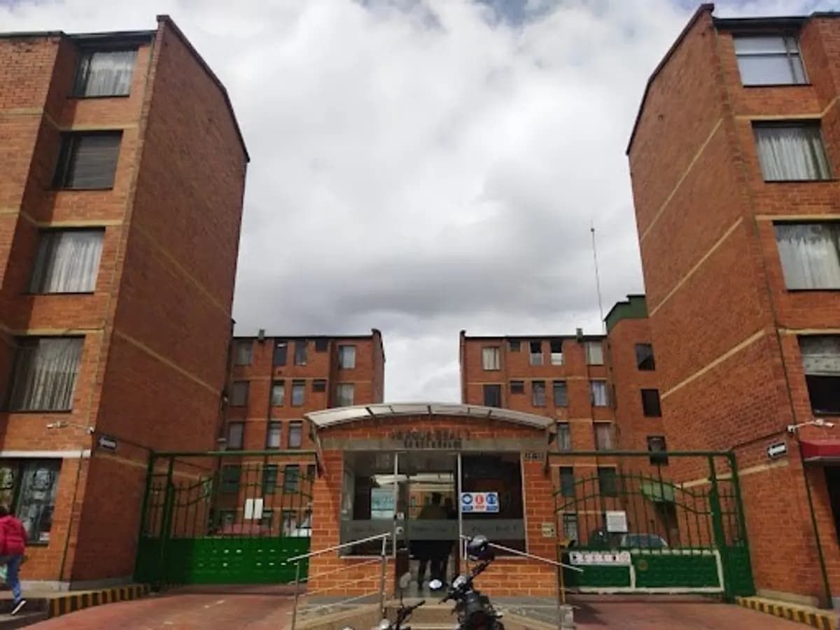 Apartamento en venta Cundinamarca Bogotá Parque Real Sector I Y Ii 60 m2 Habitaciones 3 Baños 1 Garajes 1 Precio $310000000